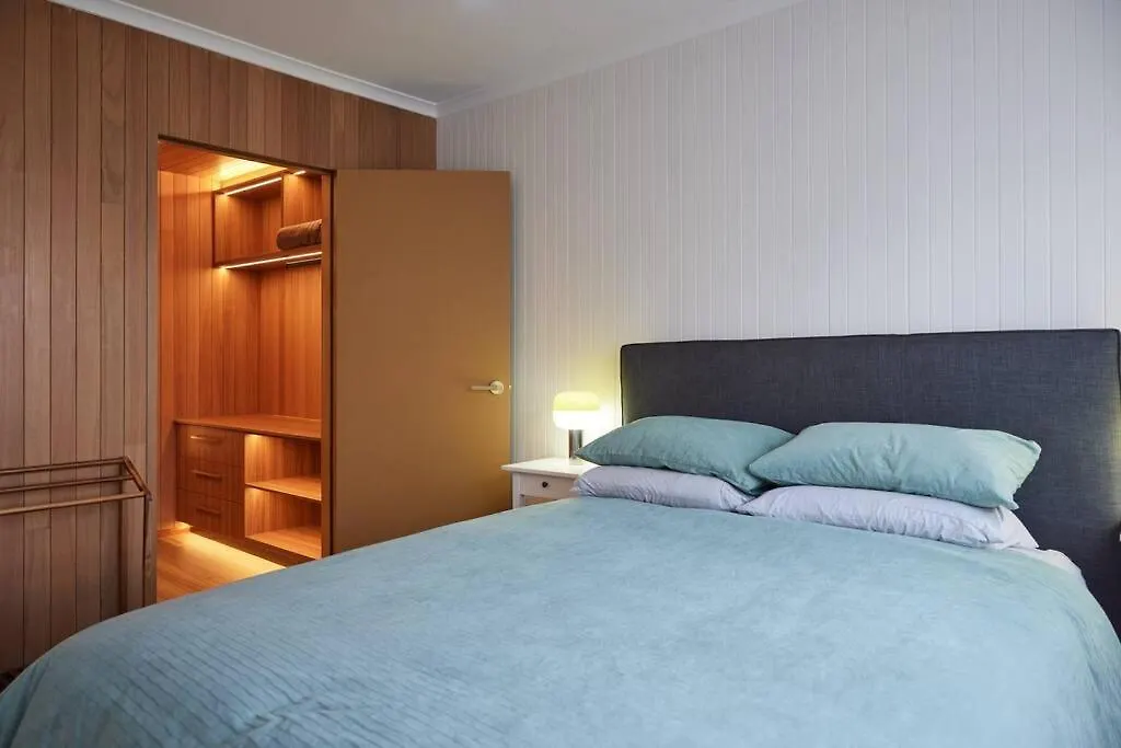 Apartment Beachside Palm Luxury - 2 Bedroom *