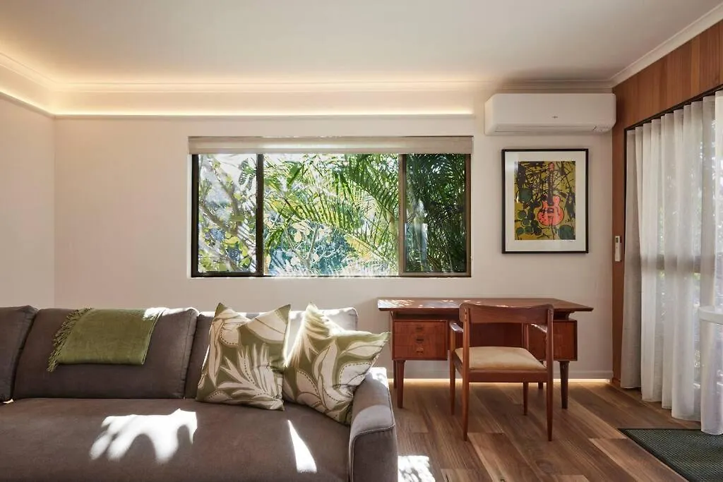Apartment Beachside Palm Luxury - 2 Bedroom Gold Coast