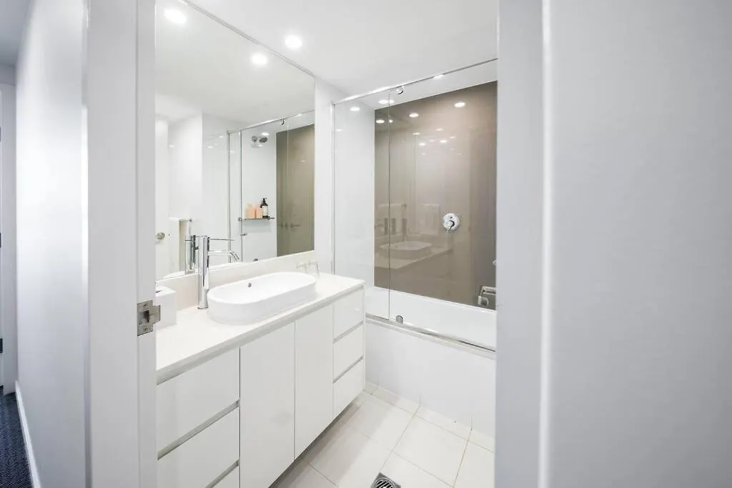 270° Panoramic Hilton Living * Gold Coast