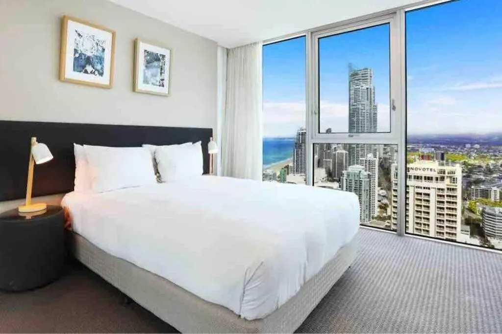270° Panoramic Hilton Living *