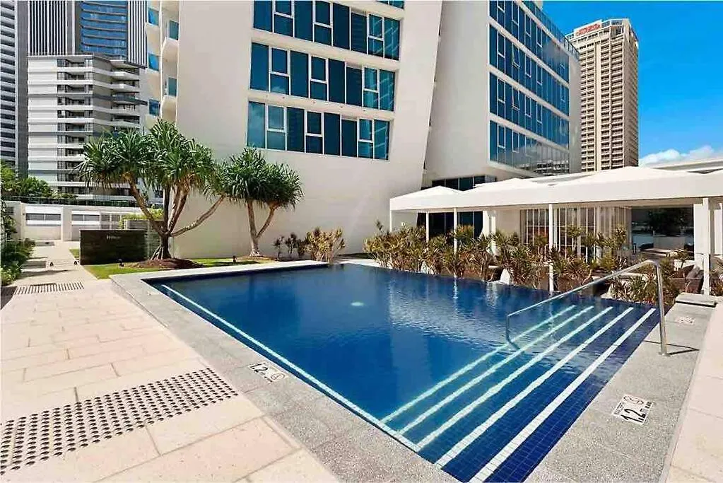 Apartment 270° Panoramic Hilton Living