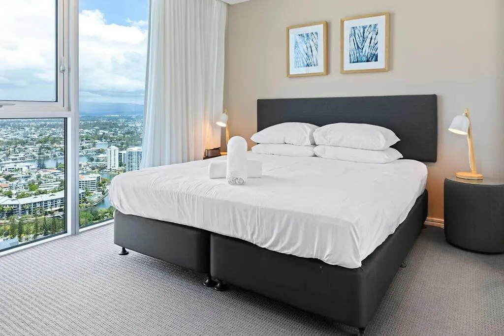 Apartment 270° Panoramic Hilton Living *