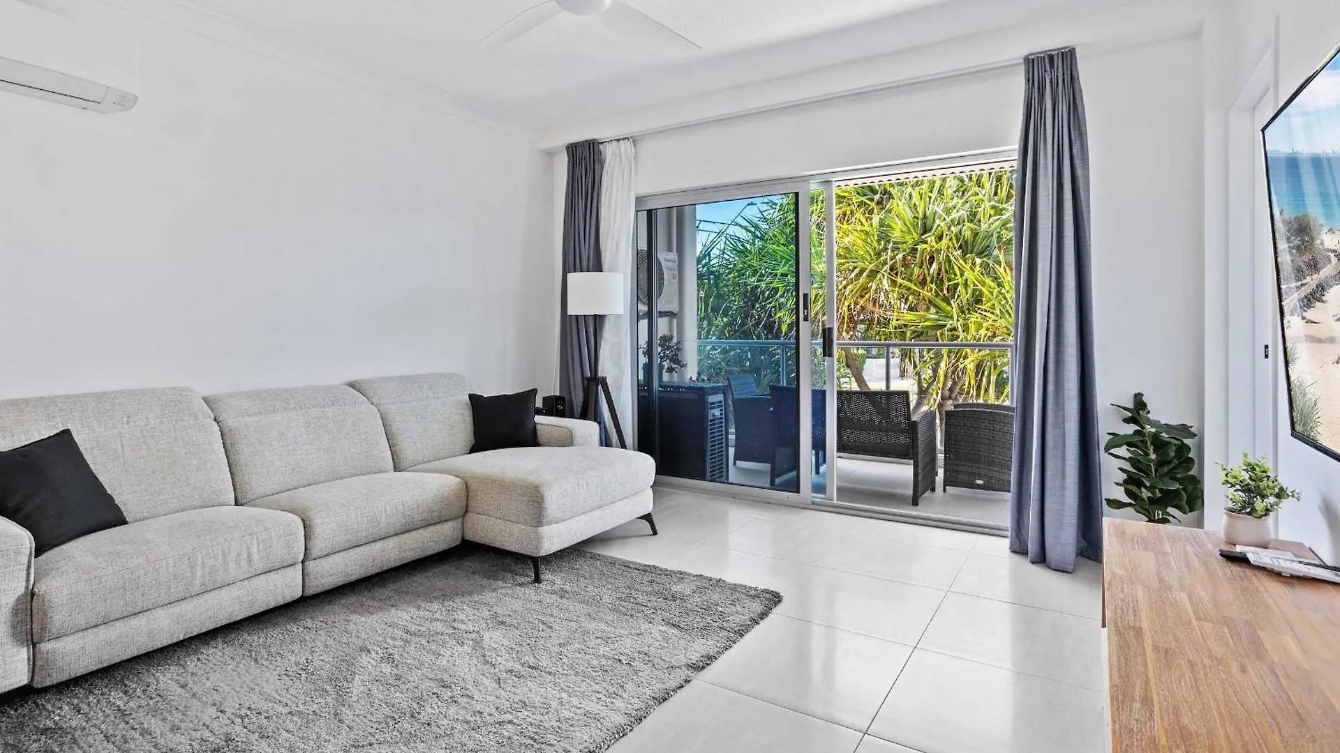 Relax In Luxury At Sunrise Cove *