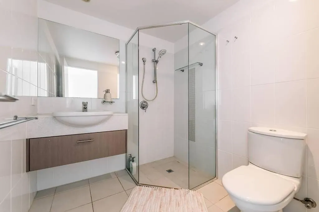 Sunset Views - Spacious Getaway * Gold Coast
