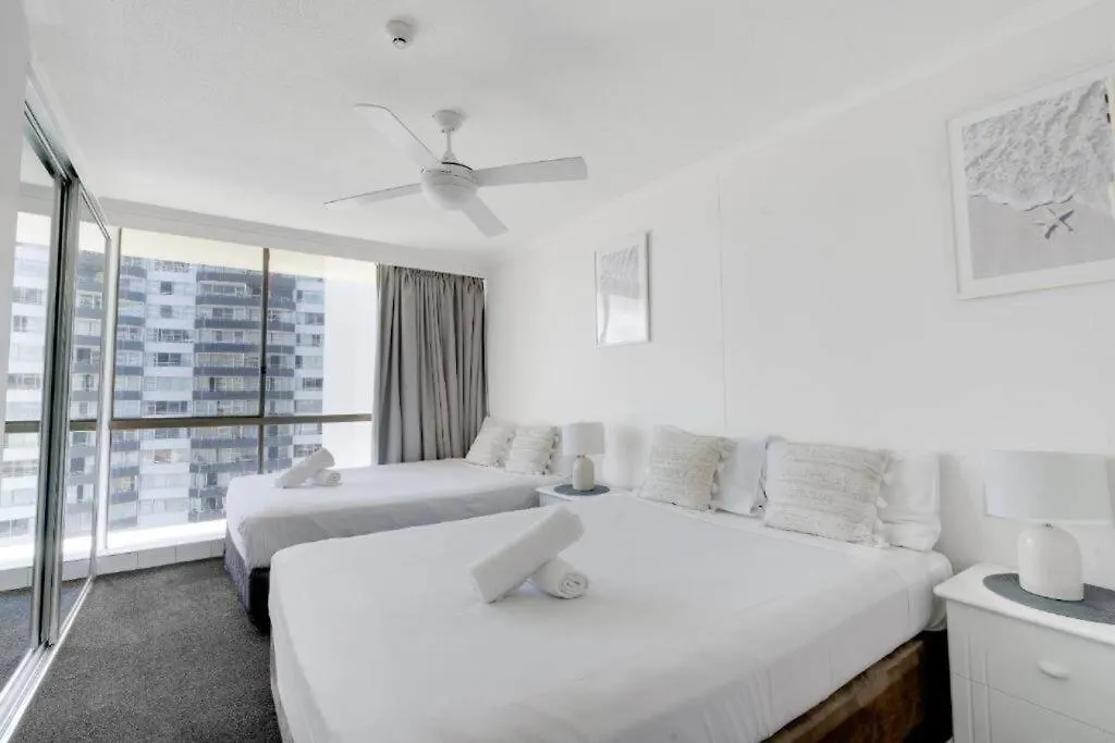 Beachfront * Gold Coast