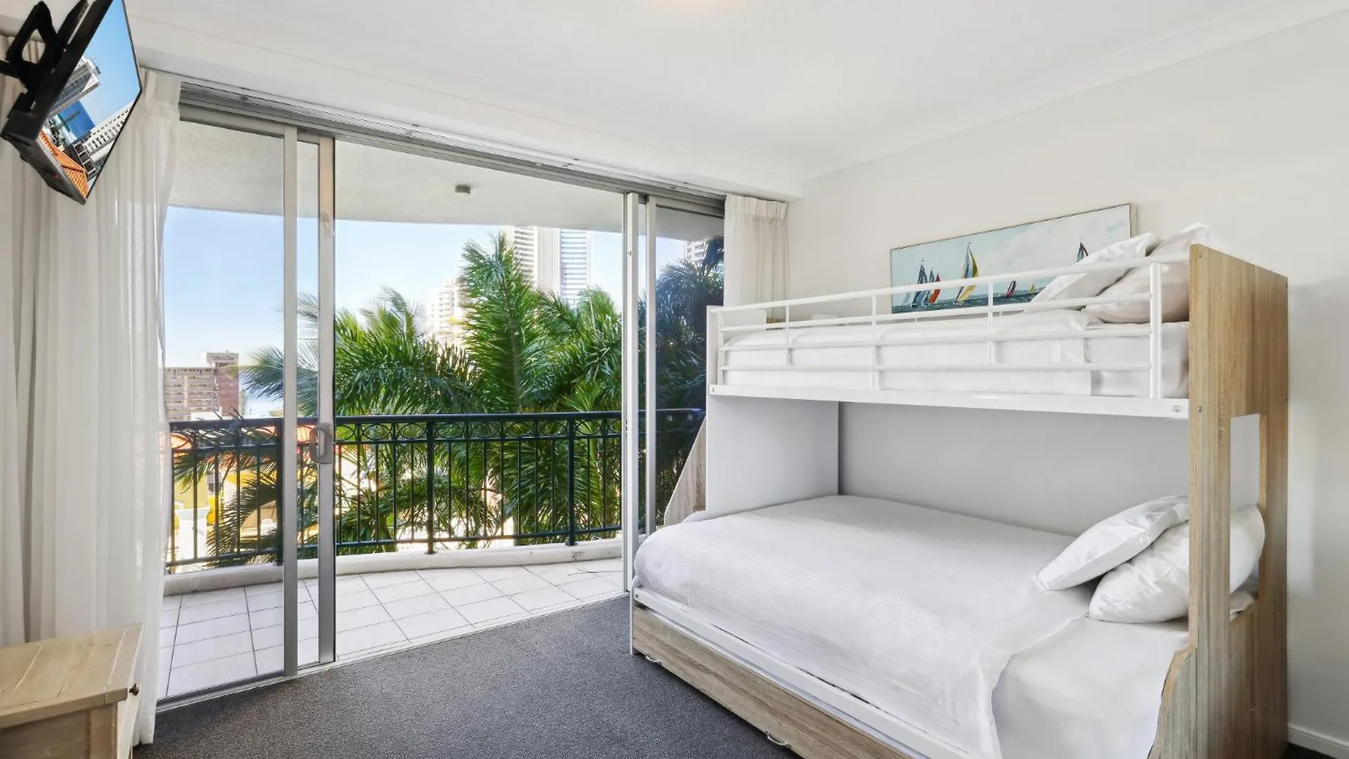 Beachside 2-bed With Parking, Pools, Spa, Gym, Bbq Apartment Gold Coast