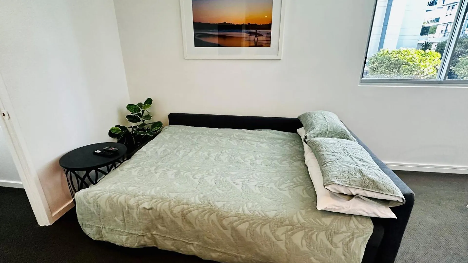 Modern 2 Bedroom Apt Near Tram & Ocean
