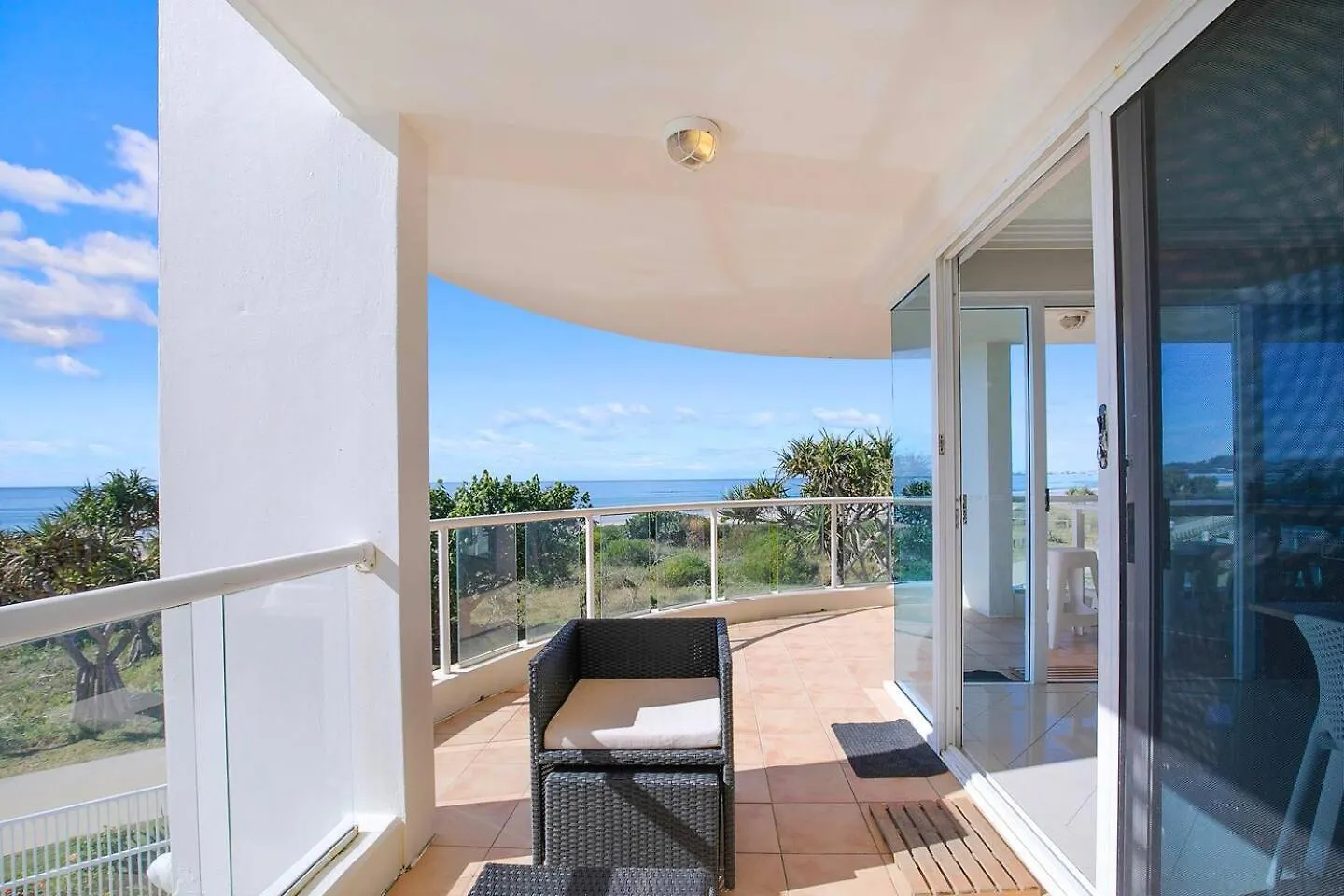 Apartment 'oceanview Oasis' Family-friendly Palm Retreat Gold Coast