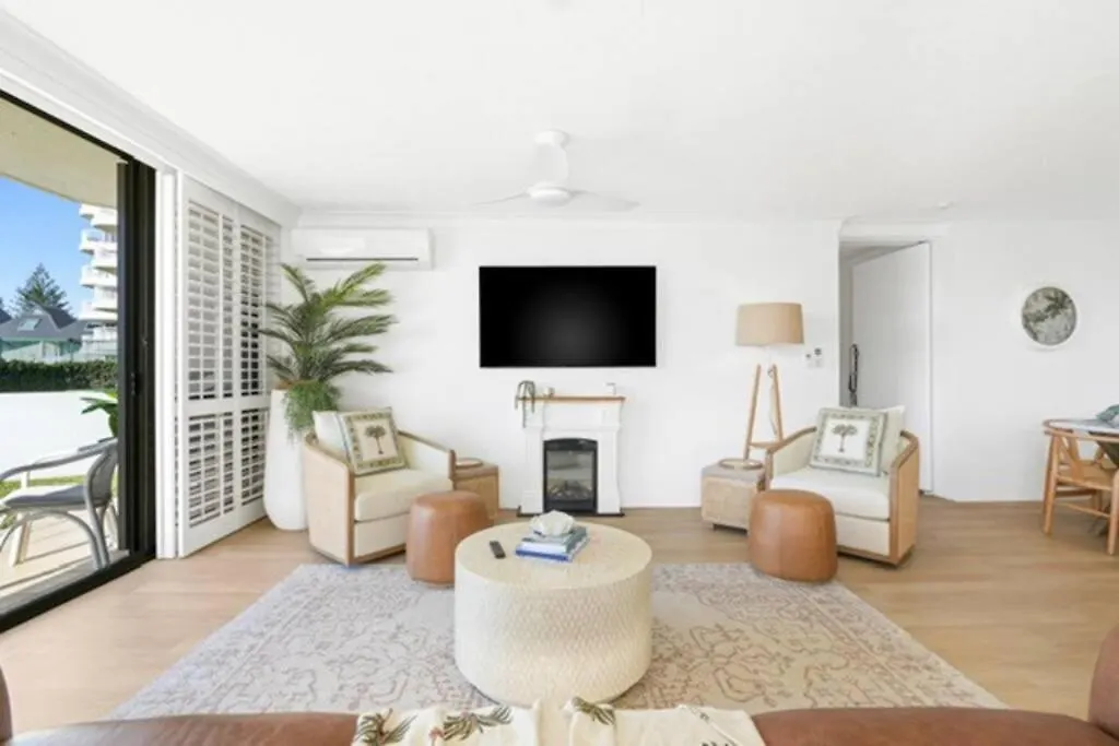 Front Oasis With Private Courtyard Appartement *