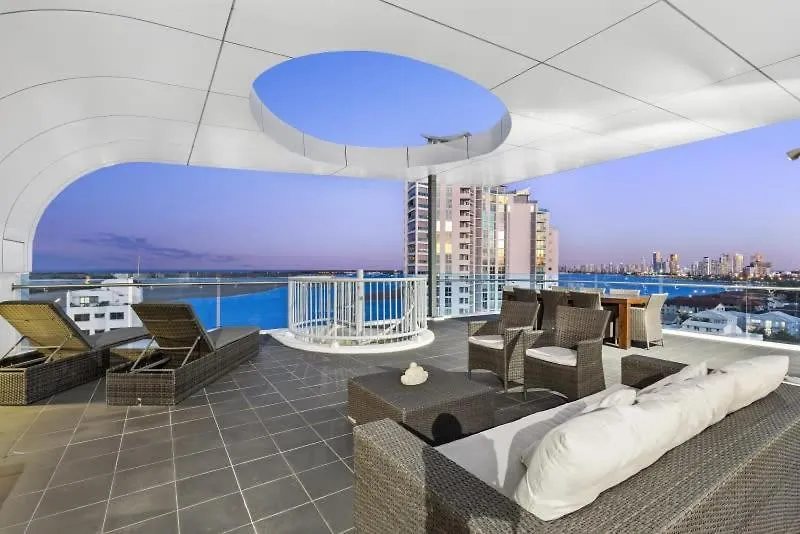 Penthouse Beachside