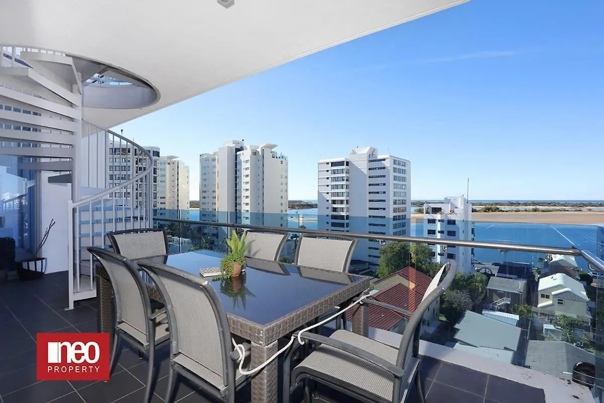 Apartment Penthouse Beachside