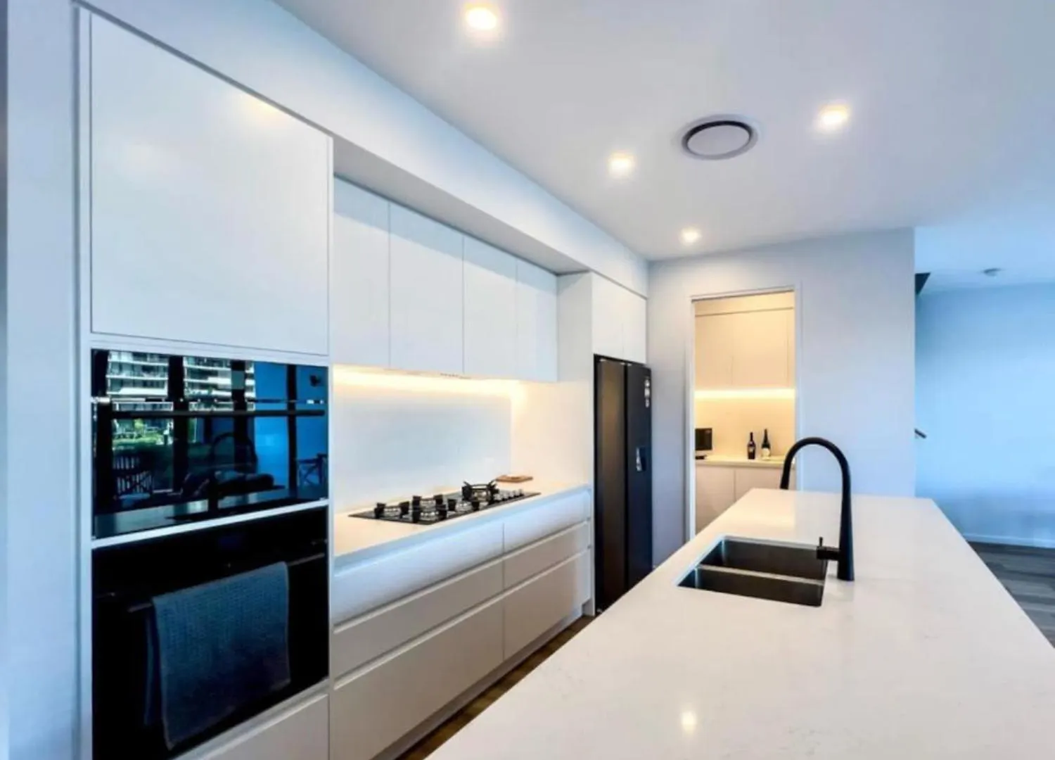 Ferienhaus Tranquil Waterside Elegance