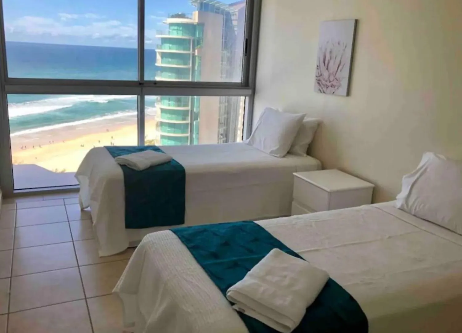 Oceanic Dream Haven Apartment