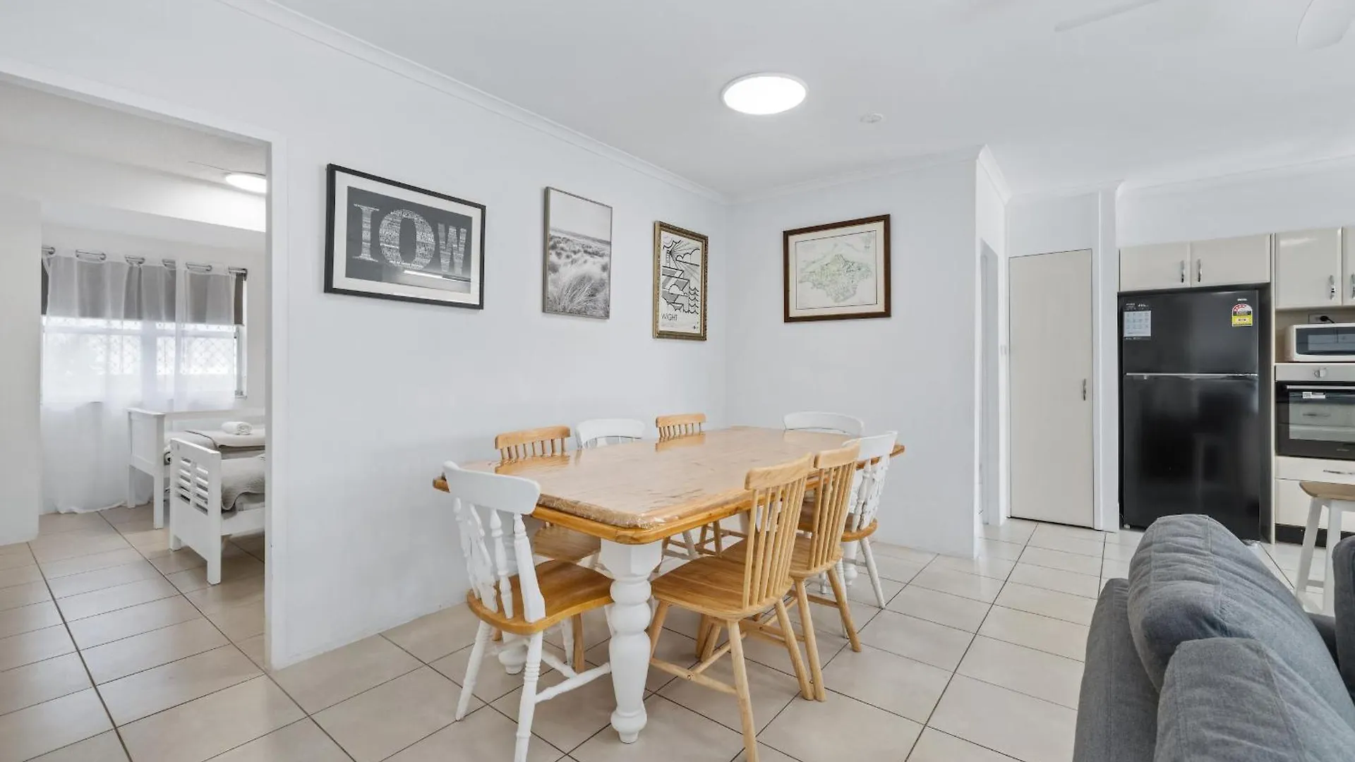 4bed2bath Ocean Breeze Getaway - Pacific St Gem Apartment