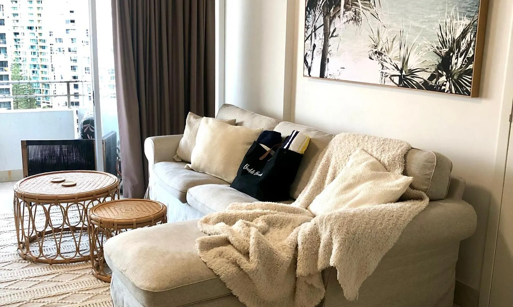 Equinox - Your Front Retreat! Apartment