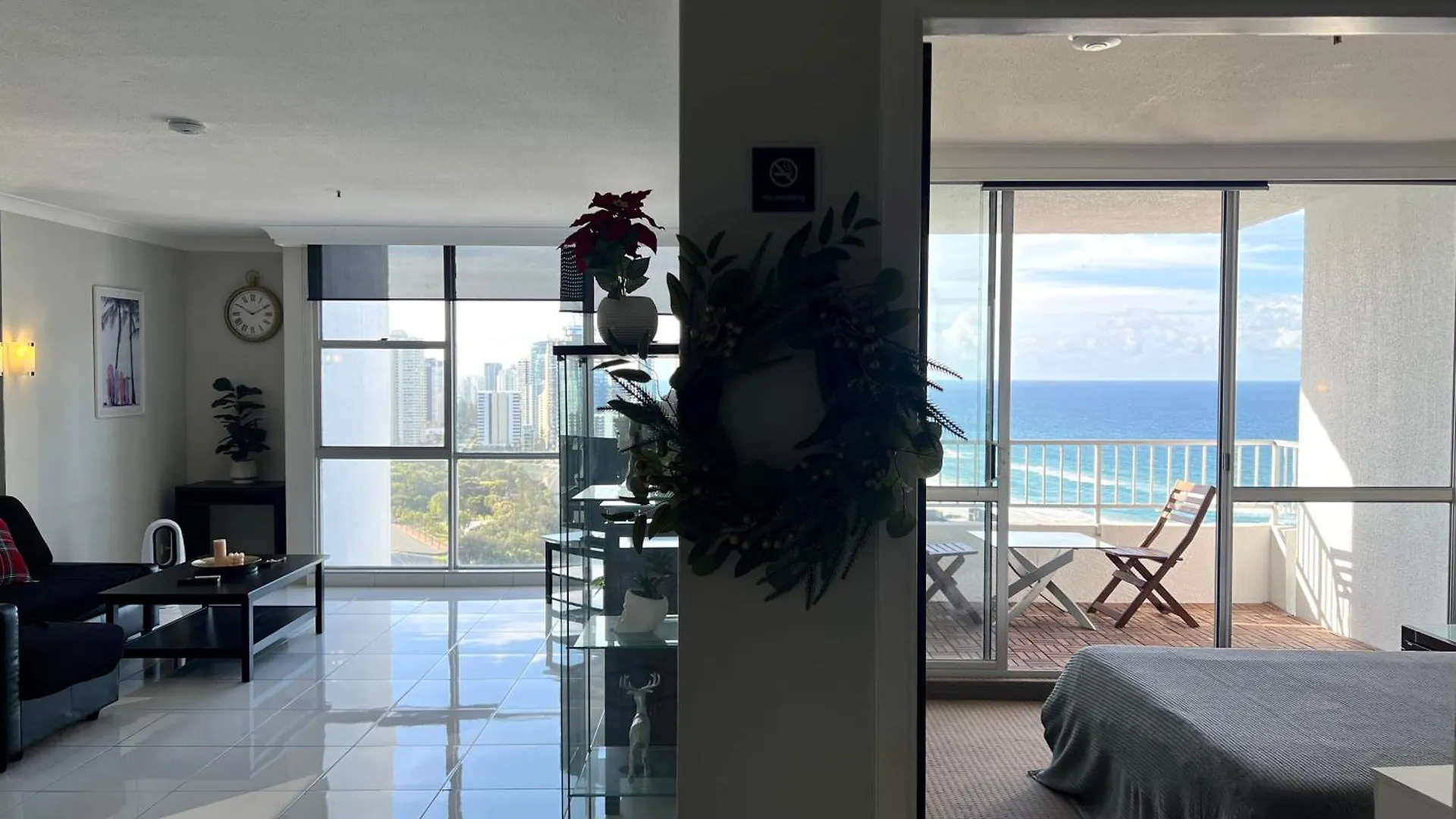 High Level Spacious Ocean View At Surfers Gold Coast