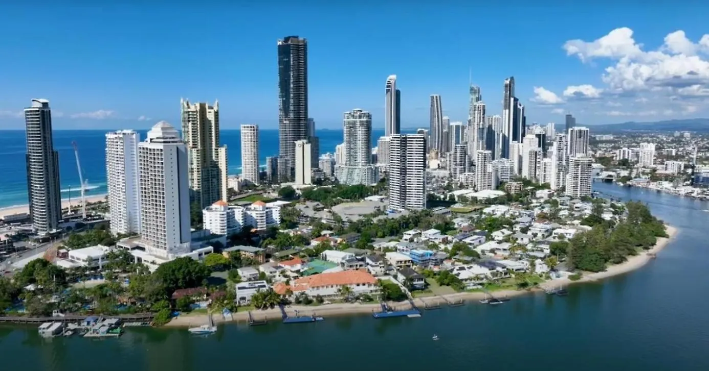 Surfers Sanctuary Apartment