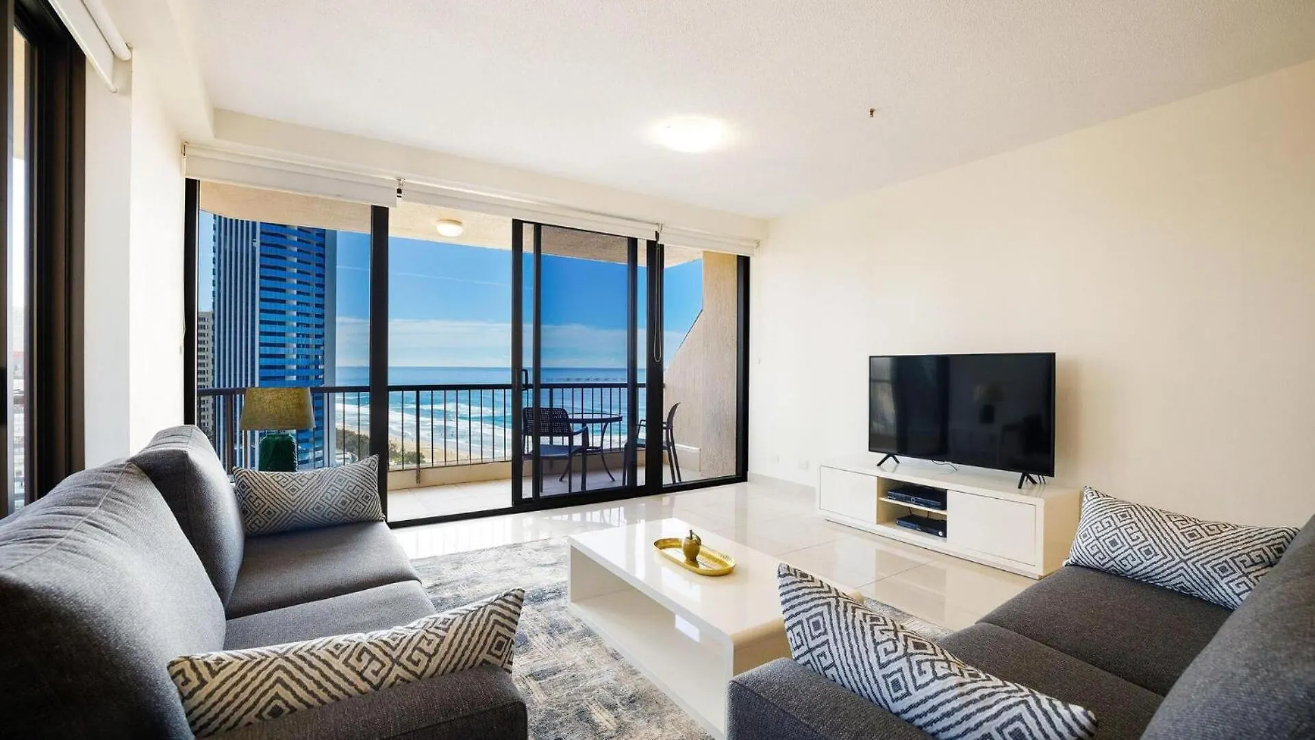 Paradise Centre Managed By Gchs Gold Coast