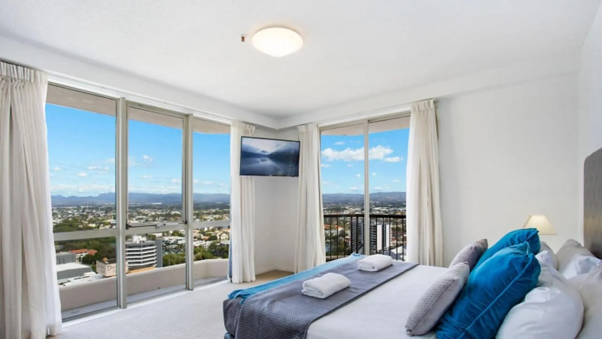 Paradise Centre Managed By Gchs Apartment *