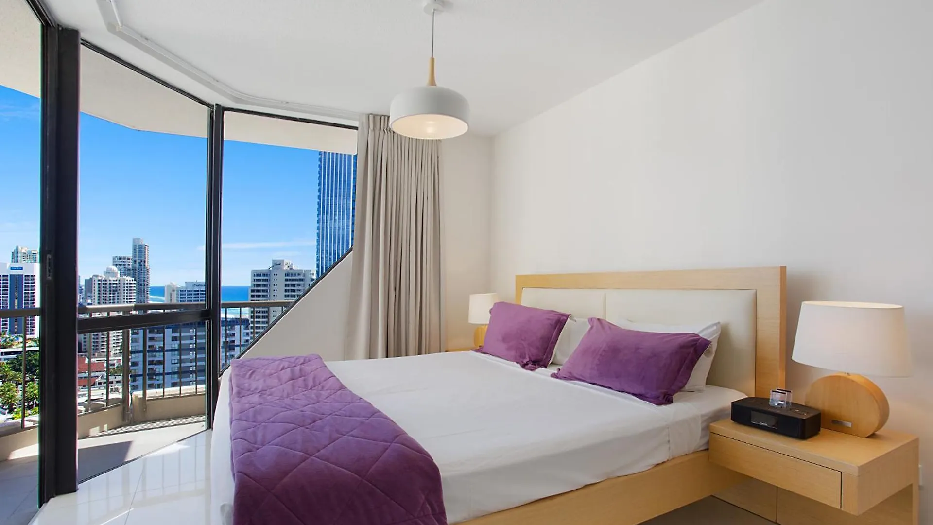 Paradise Centre Managed By Gchs Apartment