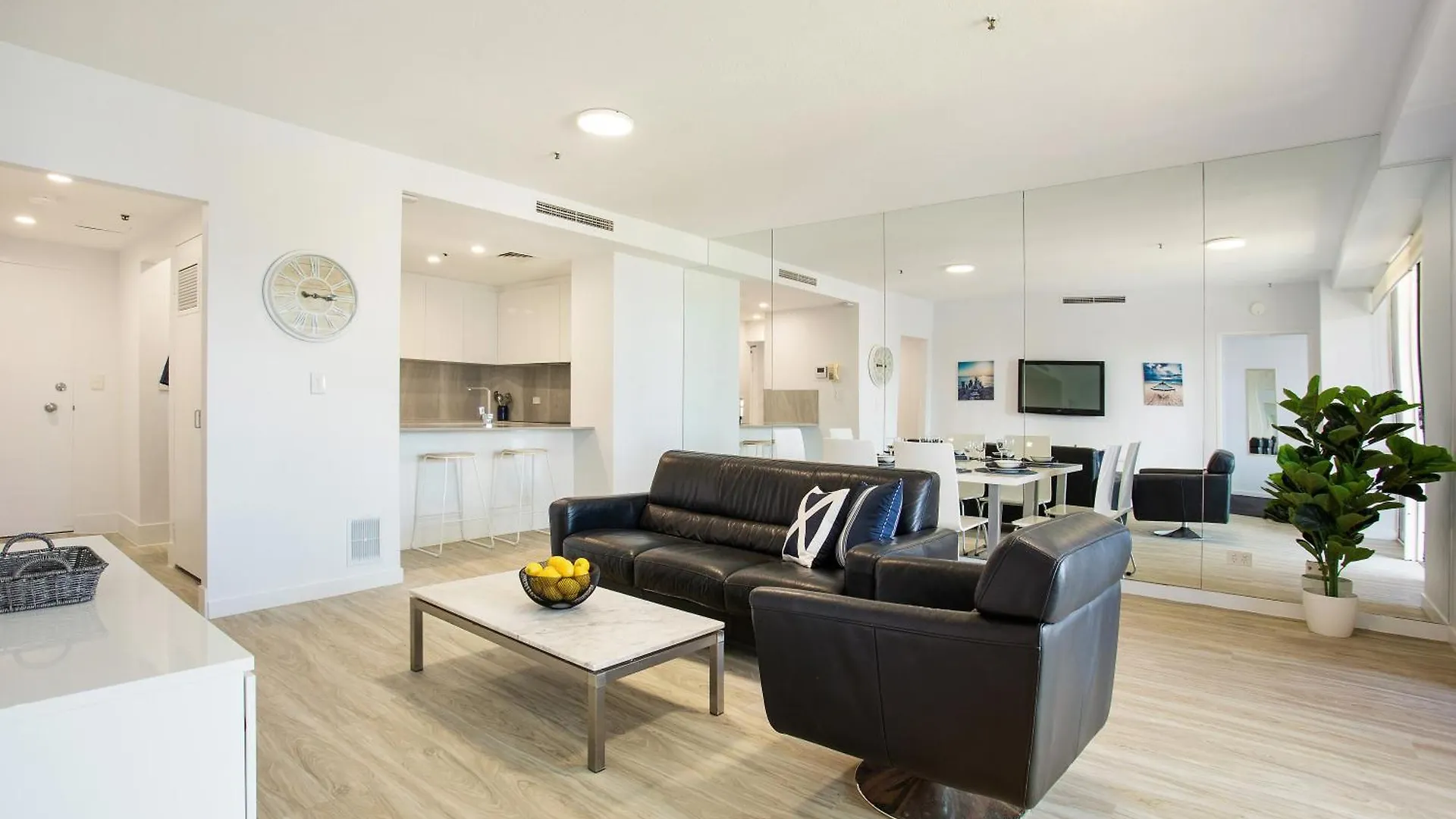 Apartment Paradise Centre Managed By Gchs