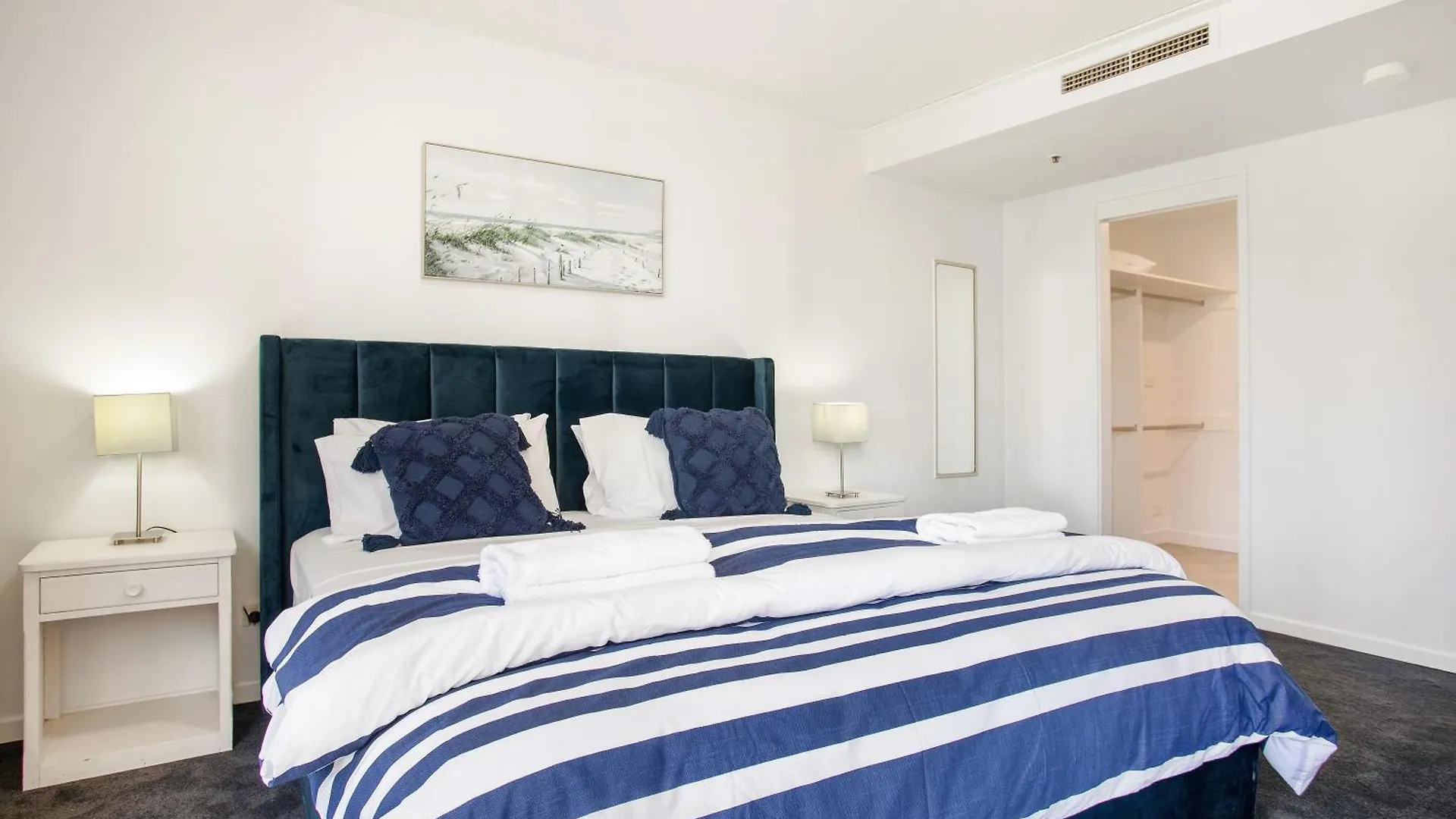 Apartment Paradise Centre Managed By Gchs Gold Coast