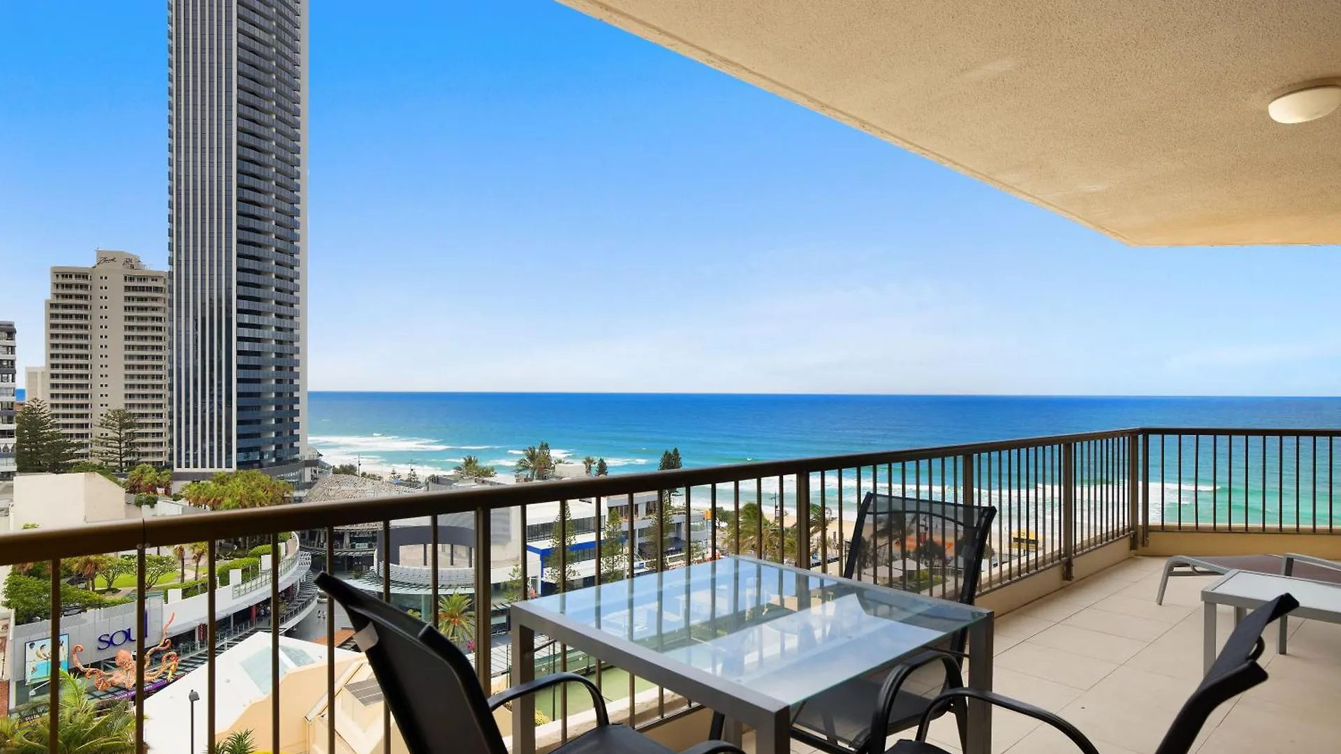 Paradise Centre Managed By Gchs Apartment Gold Coast