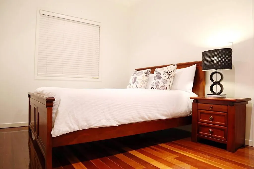 The Palm In Heart Of Surfers Paradise Holiday home *