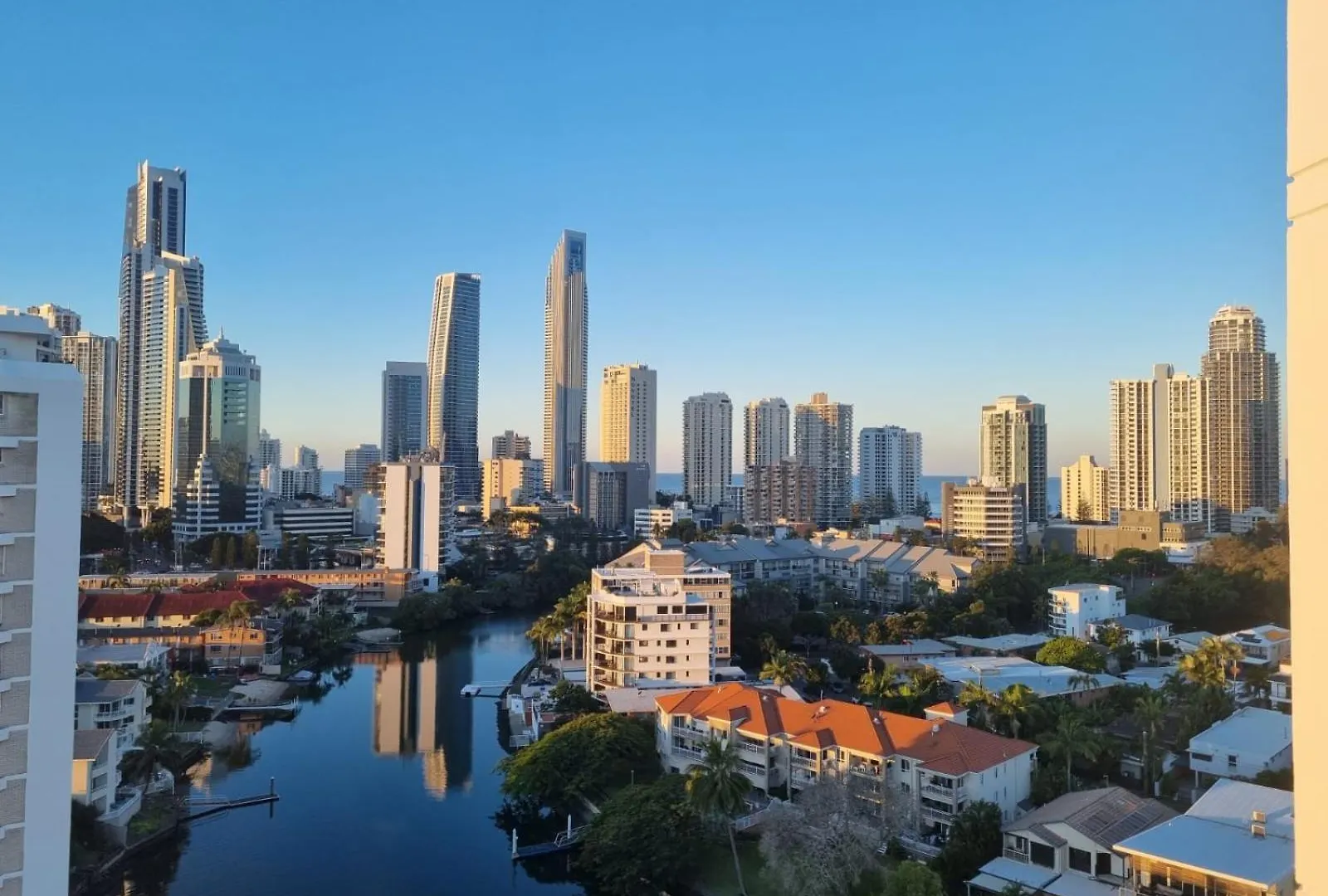 Superior Penthouse In Surfers Paradise On The Apartment