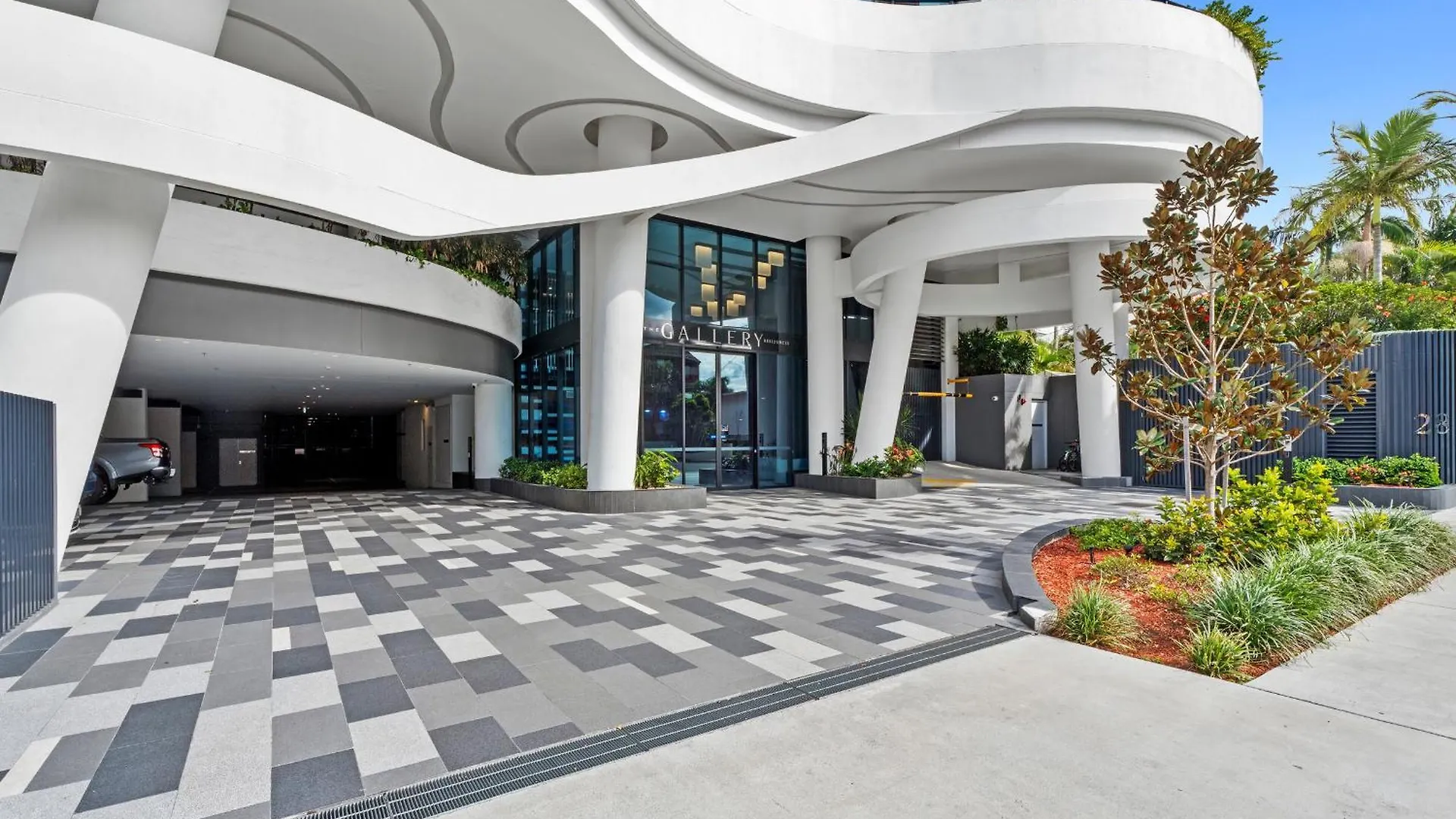 Apartment Modern 2-bedroom Private On Floor In Broadbeach Gold Coast