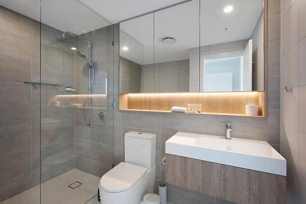 Apartment Million Dollar Ocean View Free Car Park 3br In Broadbeach, Australia Gold Coast