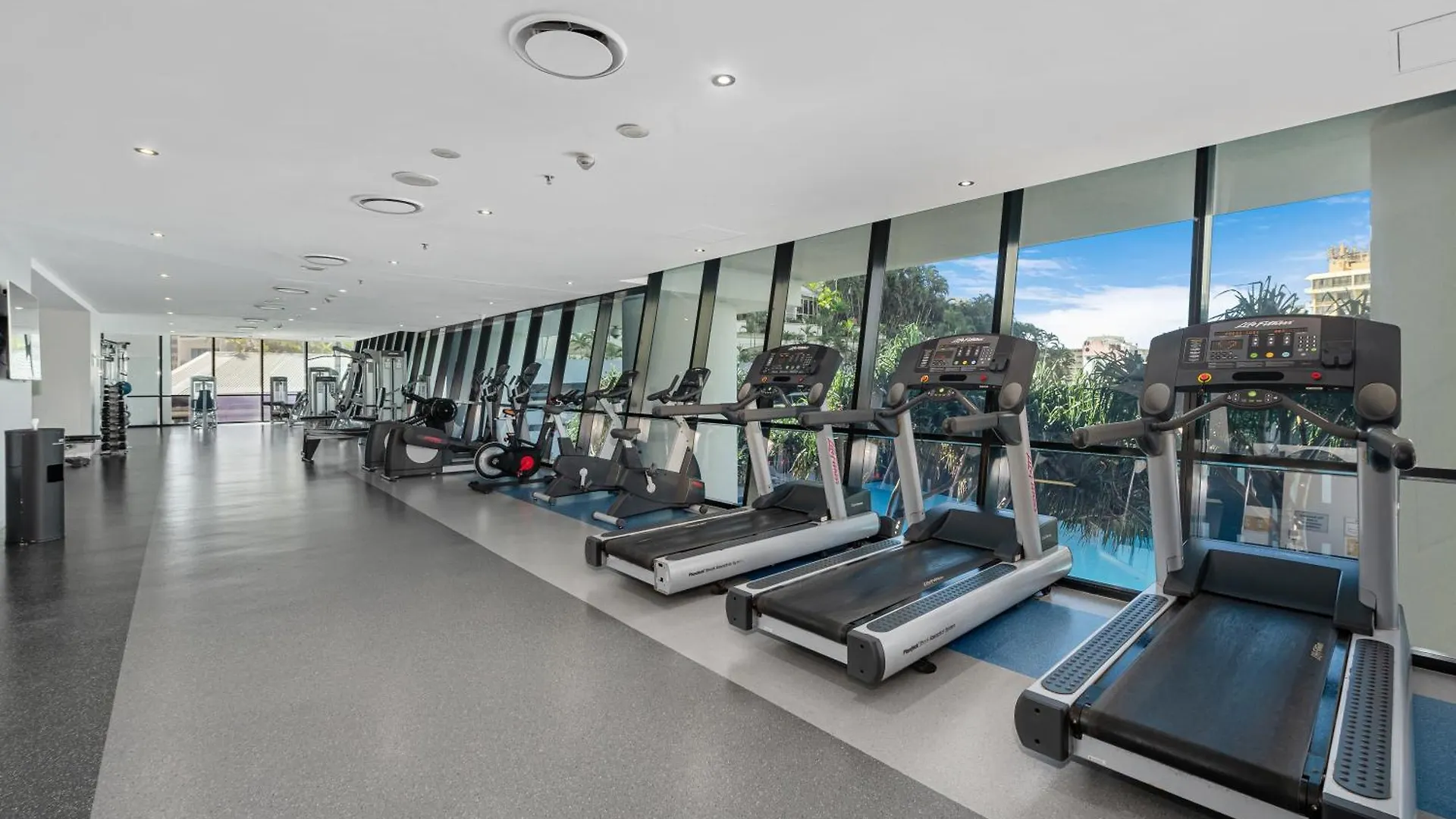 Apartment Circle On Cavill 60fl 3 Brm With Amazing View! Gold Coast