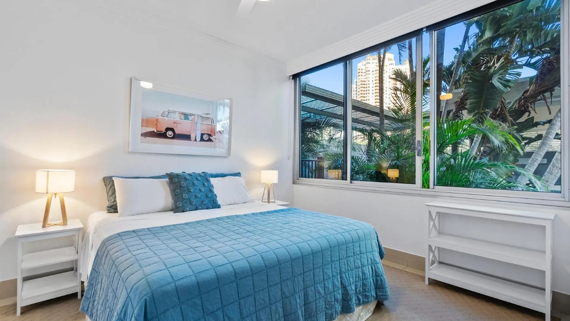 Aparthotel Boulevard Towers On Broadbeach 4*