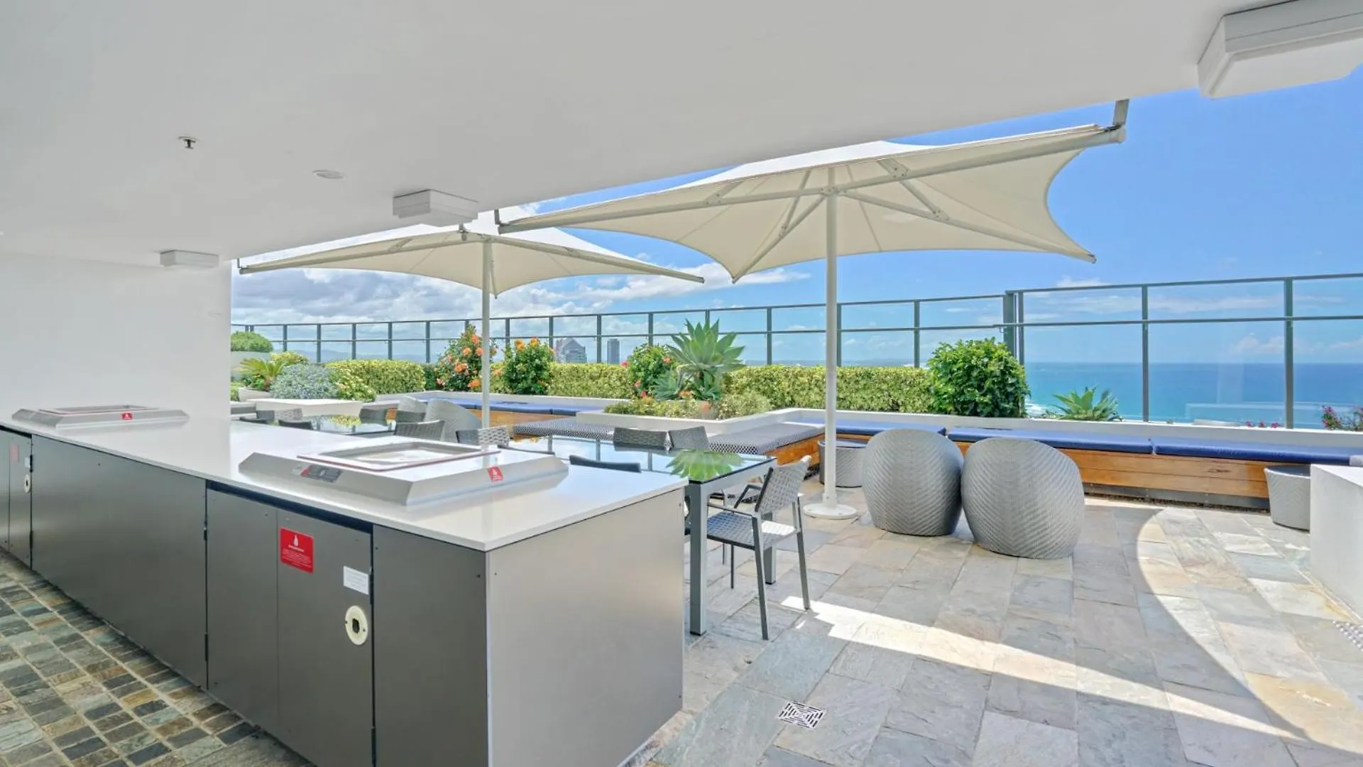 Apartment Rhapsody Stunning Ocean Views - Coasthm *