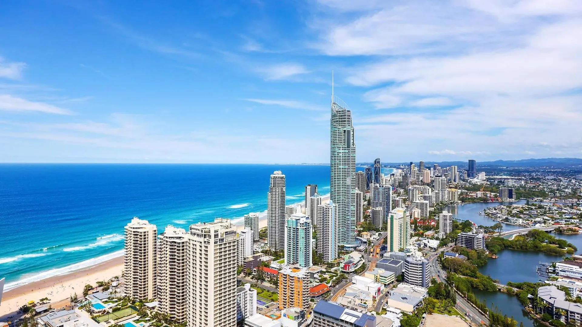 Circle On Cavill 2, 3, 4 & 5 Bedroom Skyhomes & Sub Penthouses By Holidays *