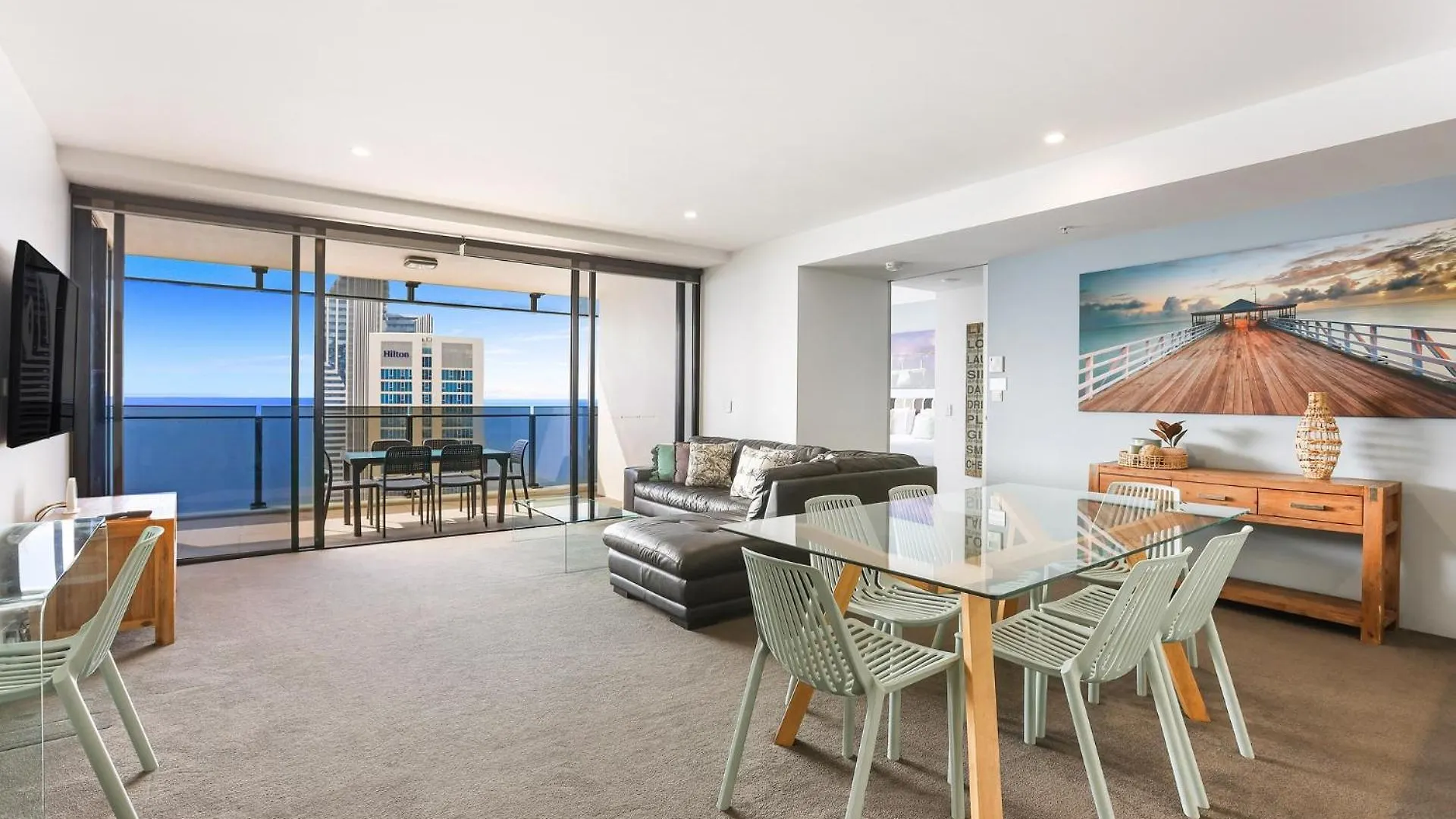 Circle On Cavill 2, 3, 4 & 5 Bedroom Skyhomes & Sub Penthouses By Holidays Gold Coast
