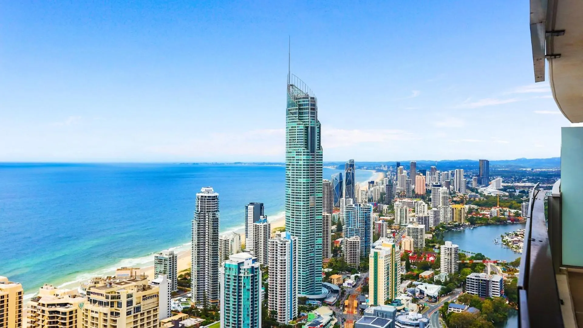 Circle On Cavill 2, 3, 4 & 5 Bedroom Skyhomes & Sub Penthouses By Holidays * Gold Coast