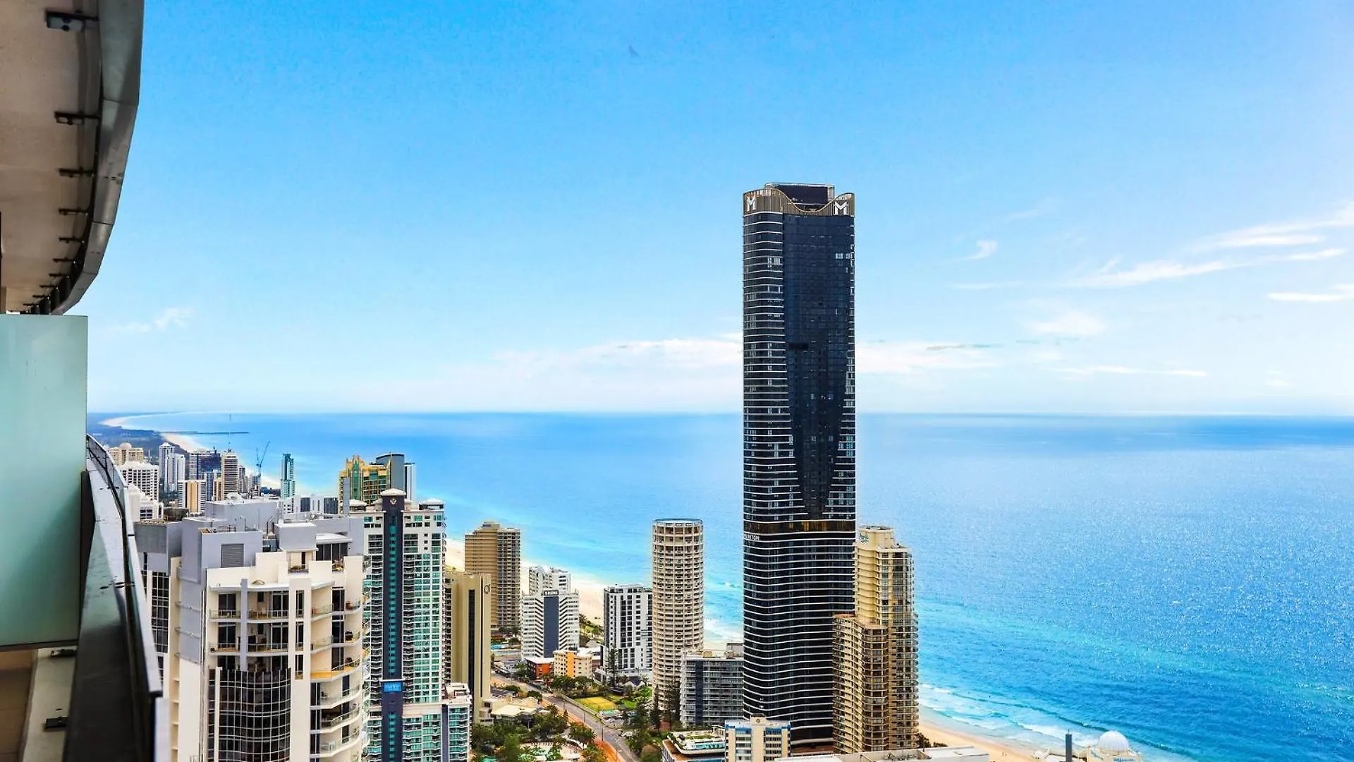 Circle On Cavill 2, 3, 4 & 5 Bedroom Skyhomes & Sub Penthouses By Holidays