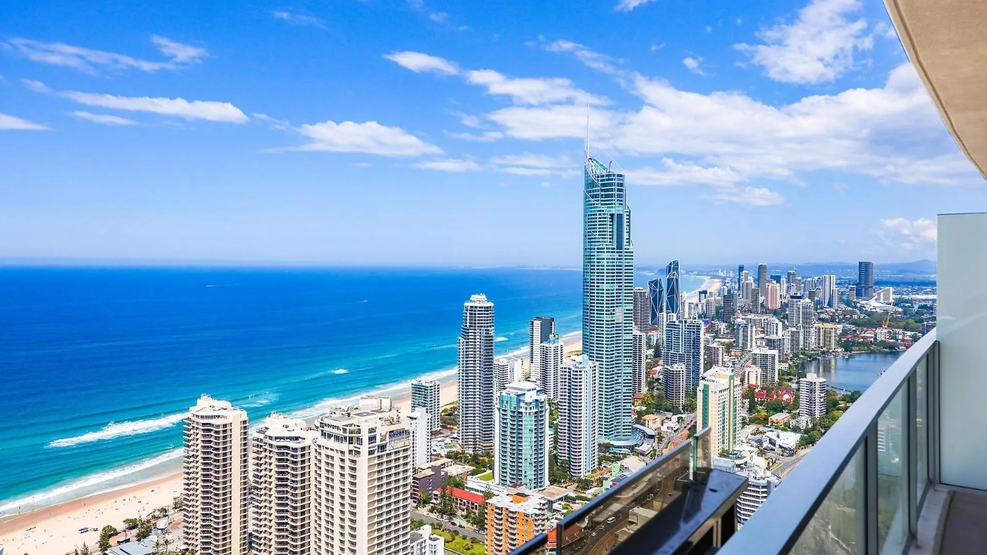 Circle On Cavill 2, 3, 4 & 5 Bedroom Skyhomes & Sub Penthouses By Holidays *