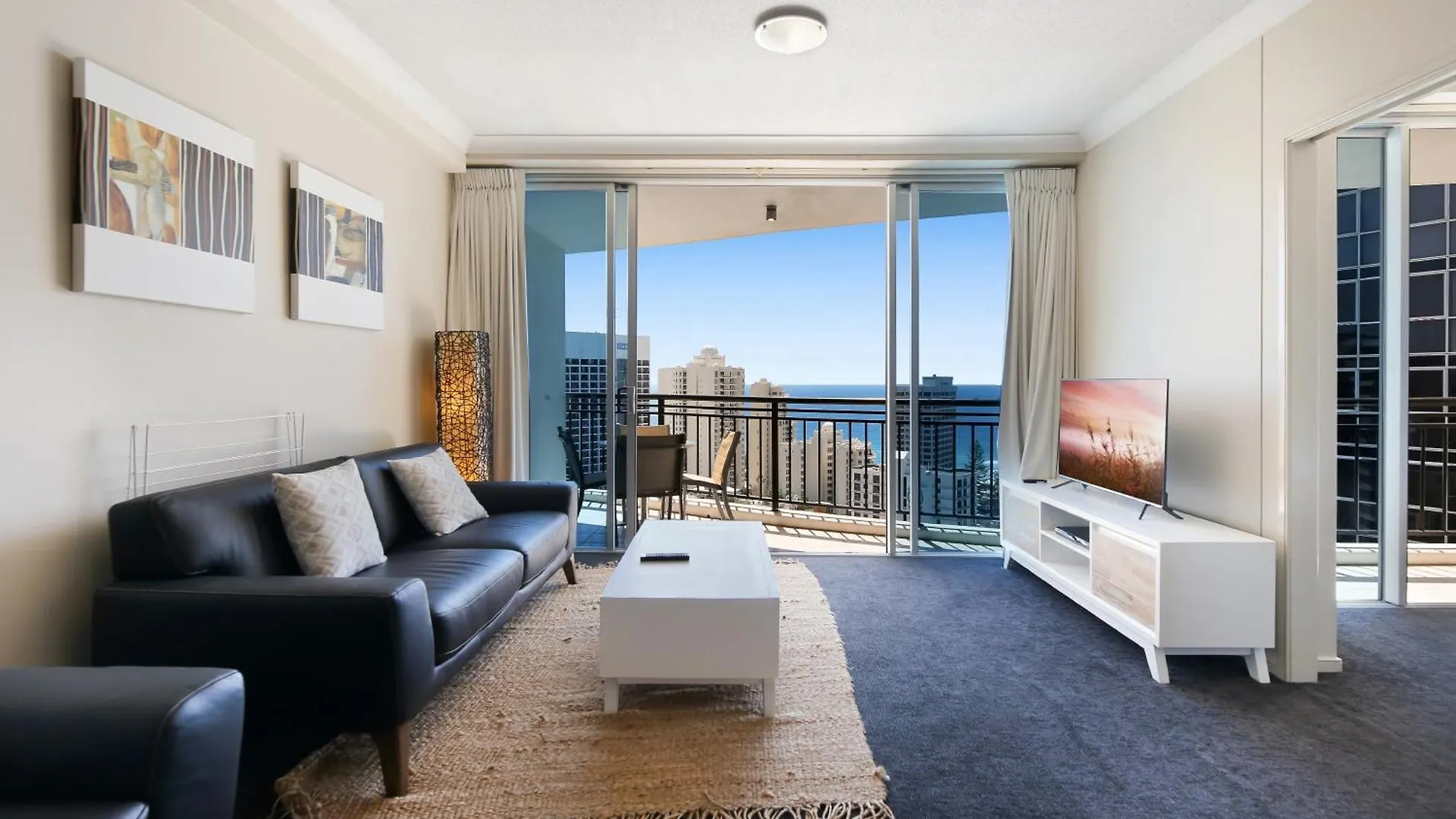 Towers Of Chevron - Private Gold Coast
