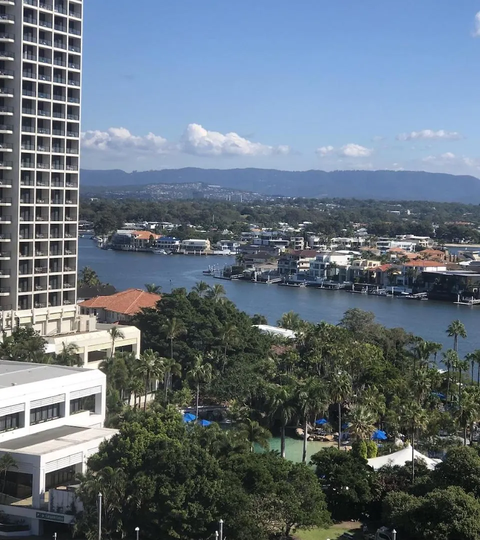 Equinox - Your Front Retreat! * Gold Coast