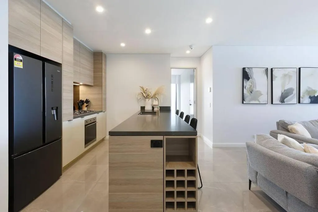 Front Sky - Floor 35 Apartment