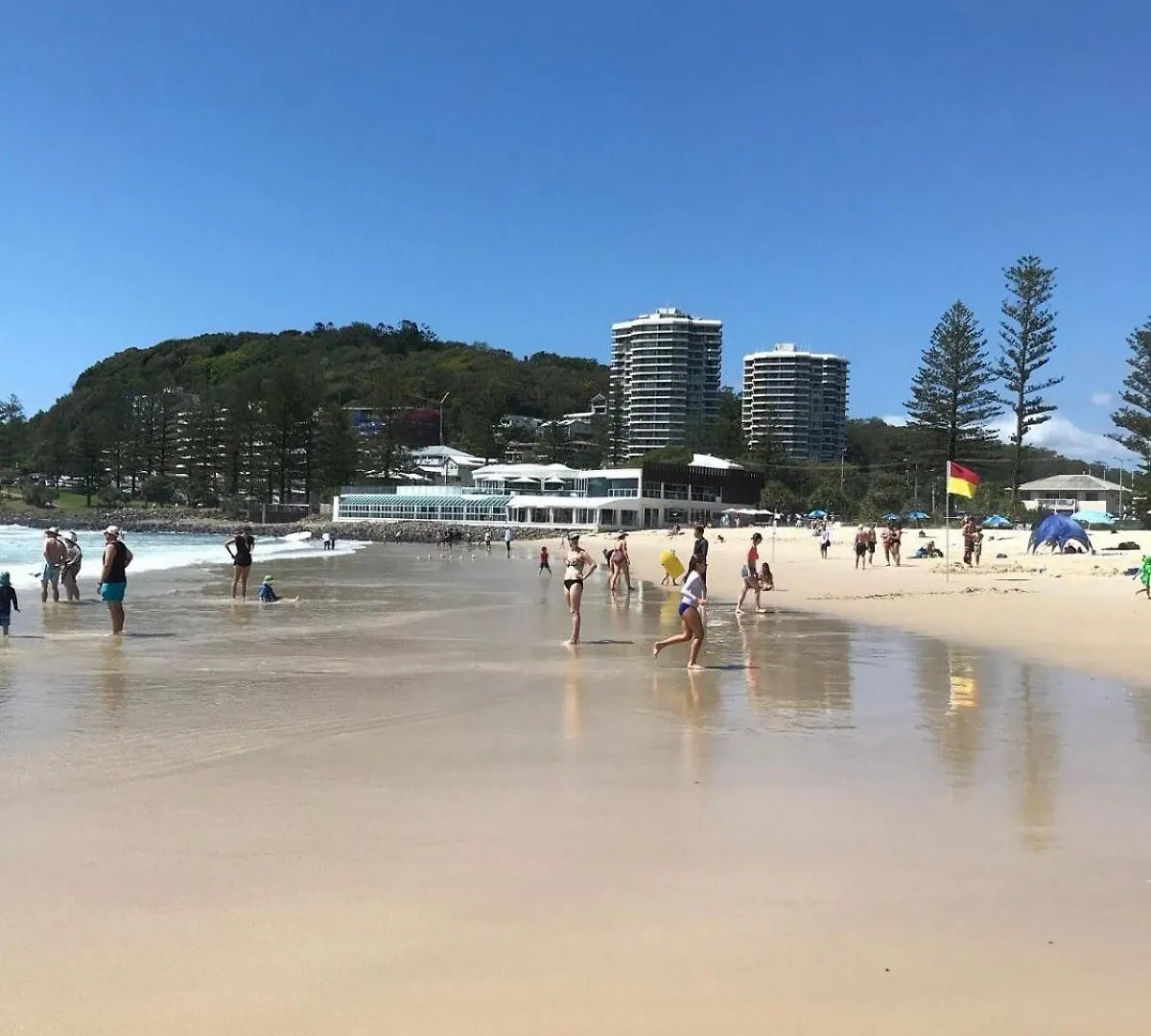 Apartment Burleigh Breeze Getaway Gold Coast