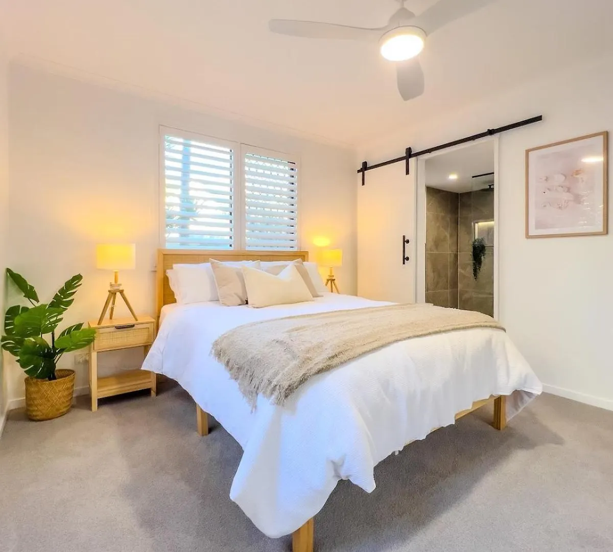 Burleigh Breeze Getaway Apartment Gold Coast