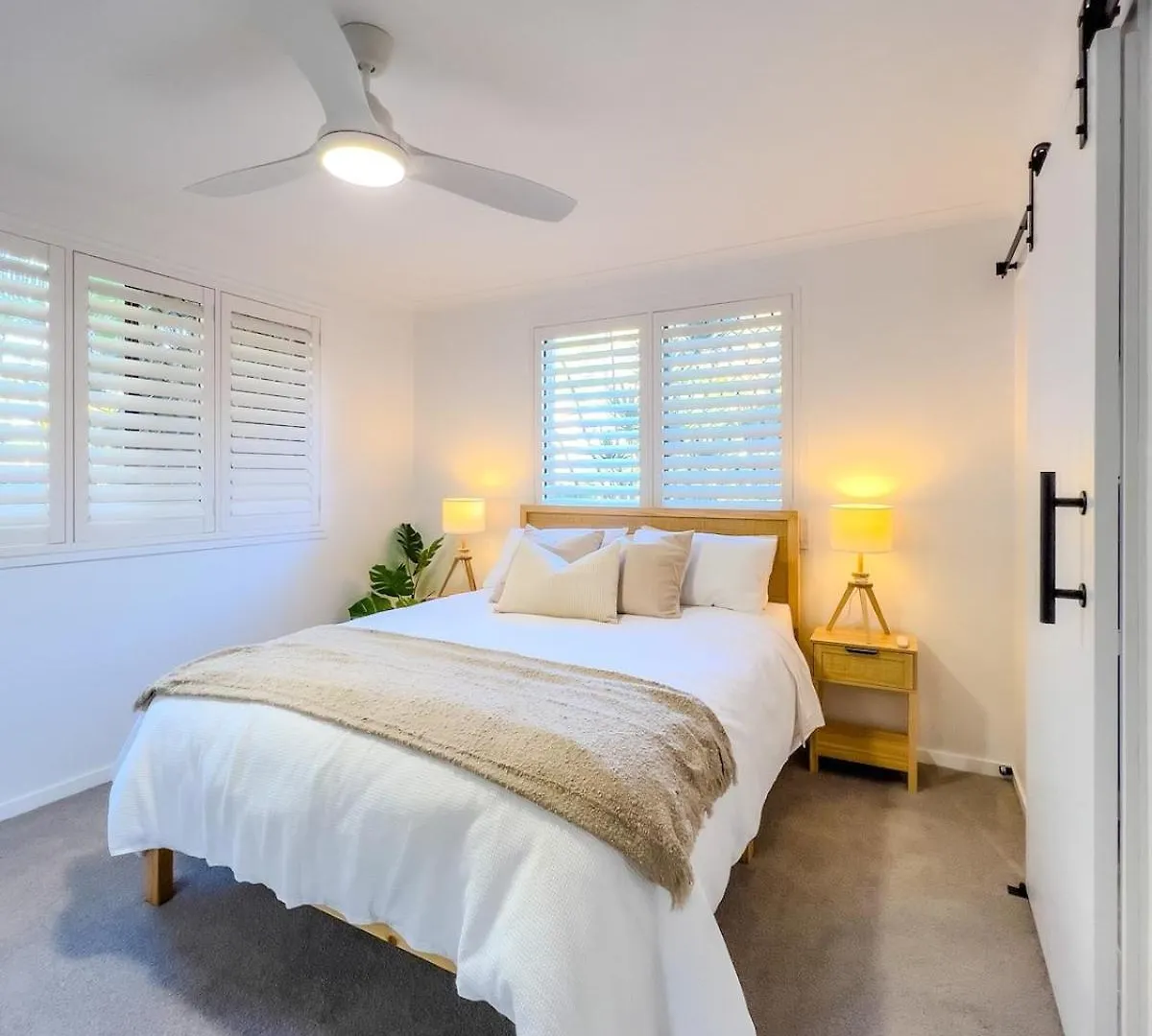 Burleigh Breeze Getaway *