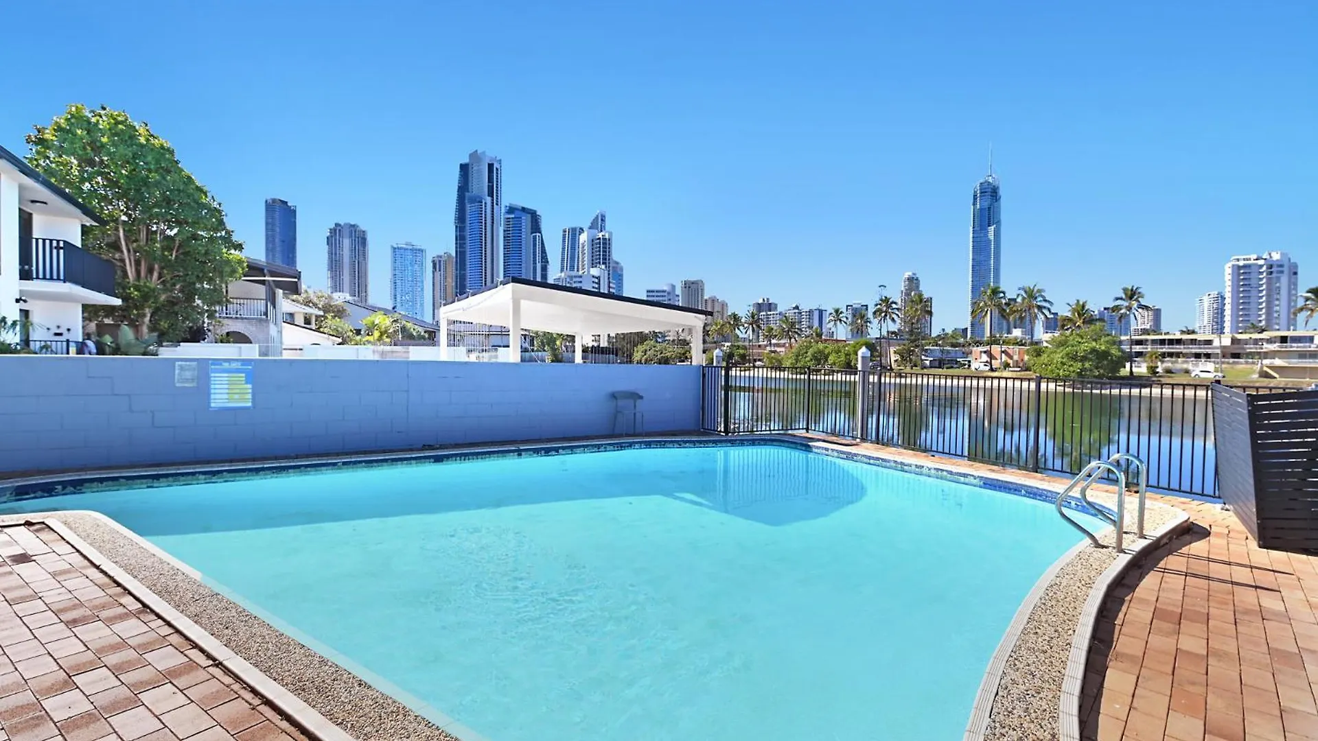 شقة Riverside 4 Bedroom House Unit In Surfers Paradise *