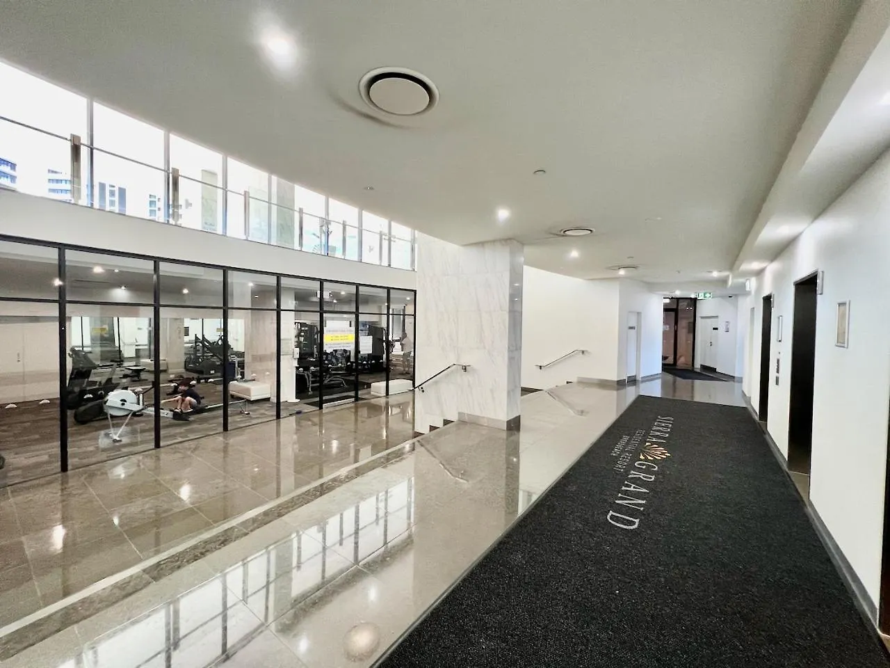 Apartment Broadbeach Bliss, 18th Floor Sierra Grand Oasis