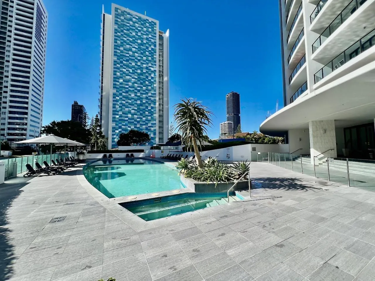 Apartment Broadbeach Bliss, 18th Floor Sierra Grand Oasis