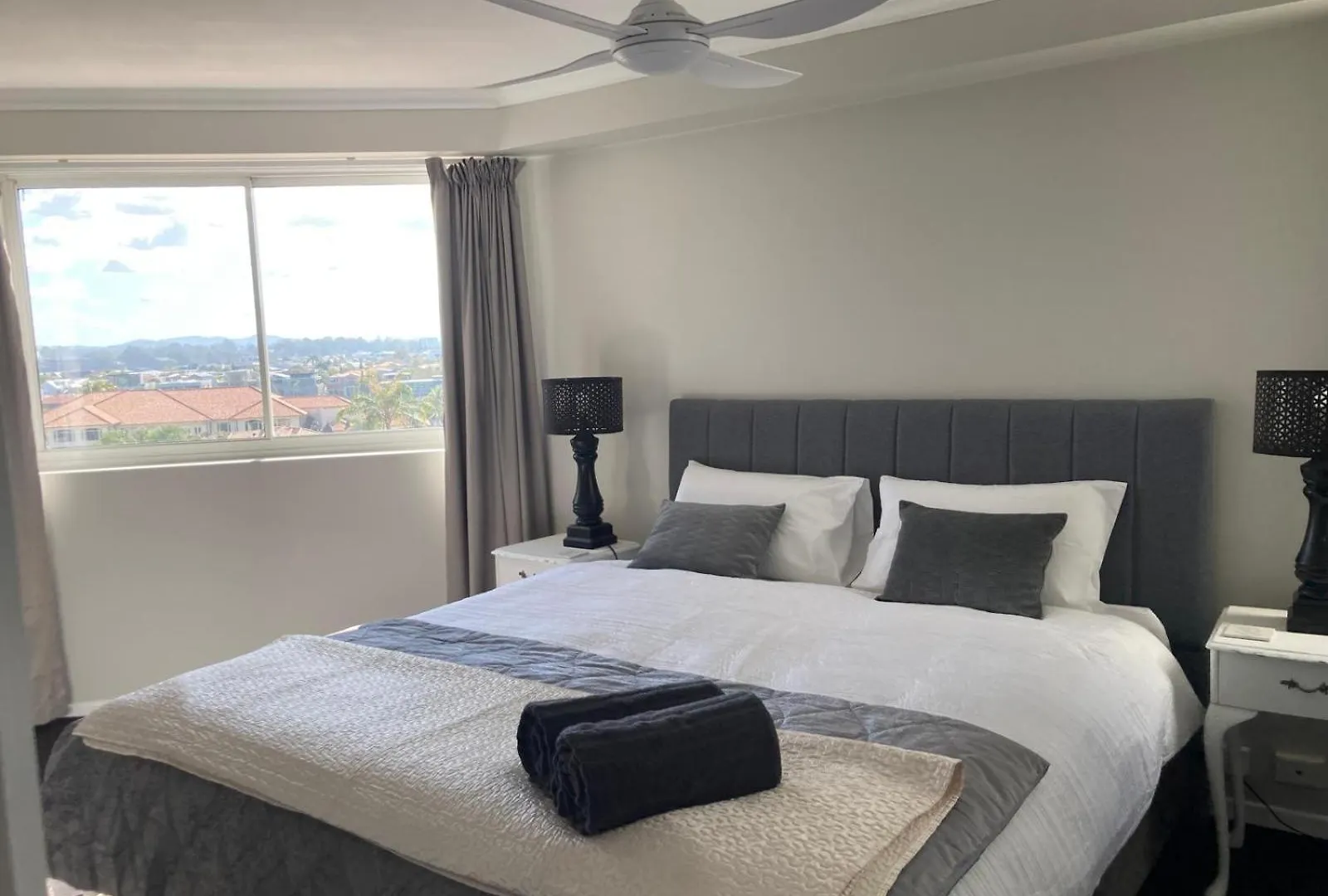 Surfers Sanctuary Apartment *