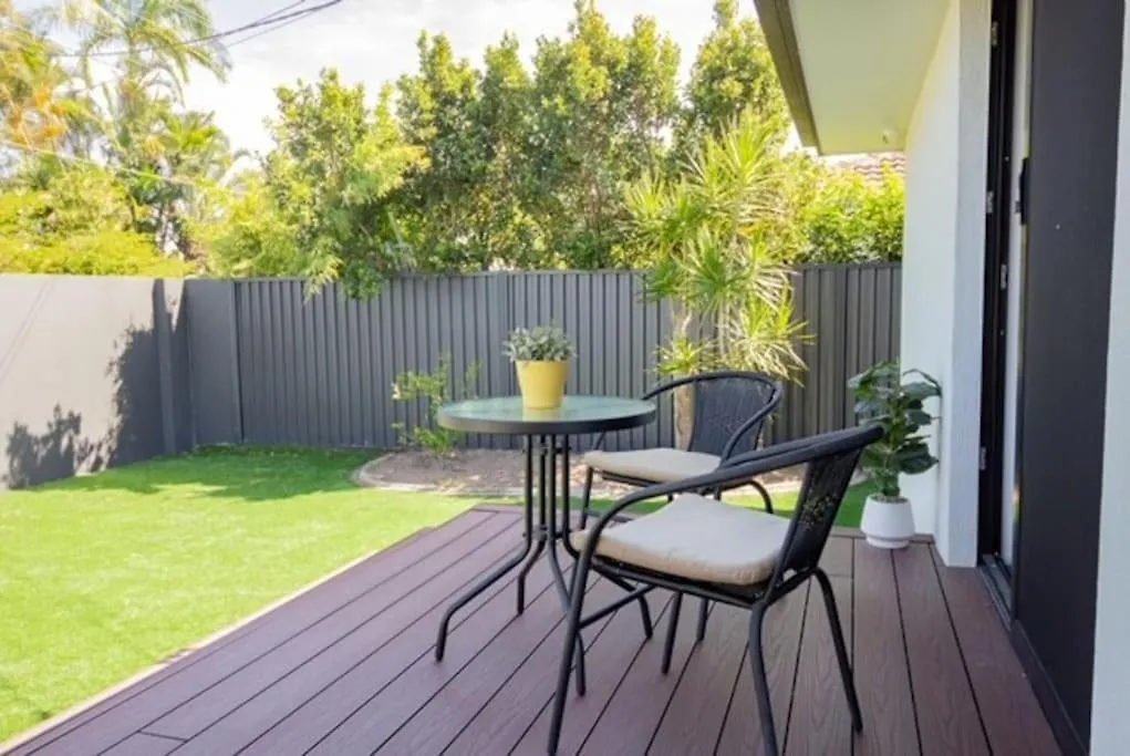 With Pool And Mini Golf! Holiday home